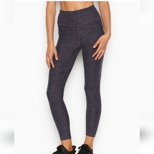 VS Essential Pocket Leggings